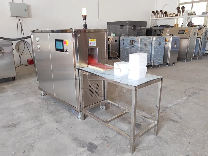 Dry ice block press machine